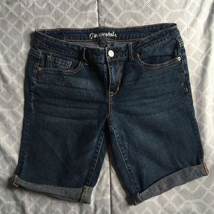 Aeropostale Bermuda shorts